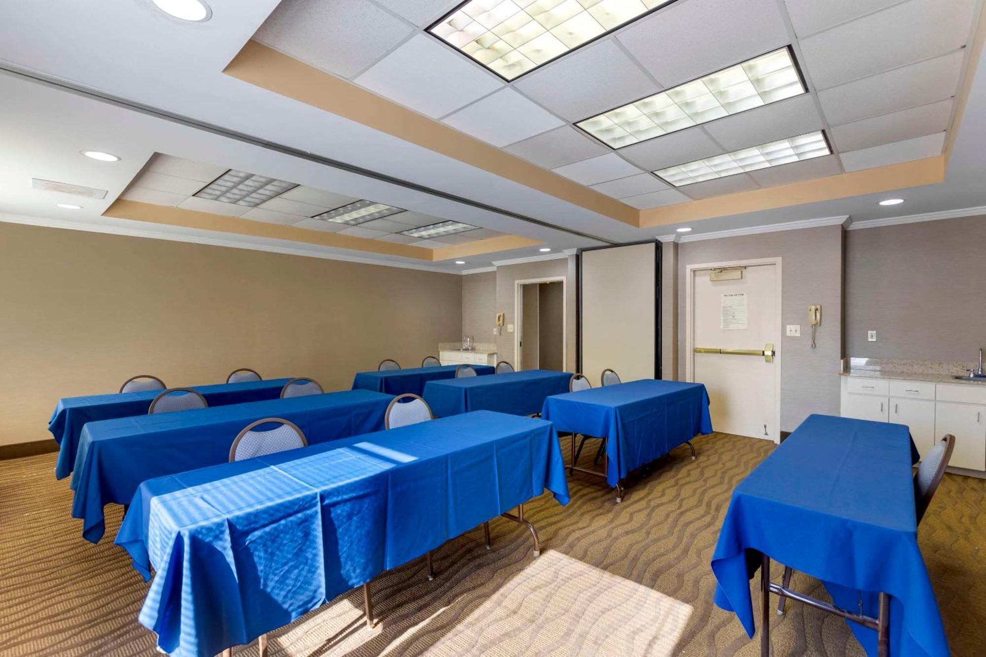 Comfort Inn Kennesaw Exterior photo
